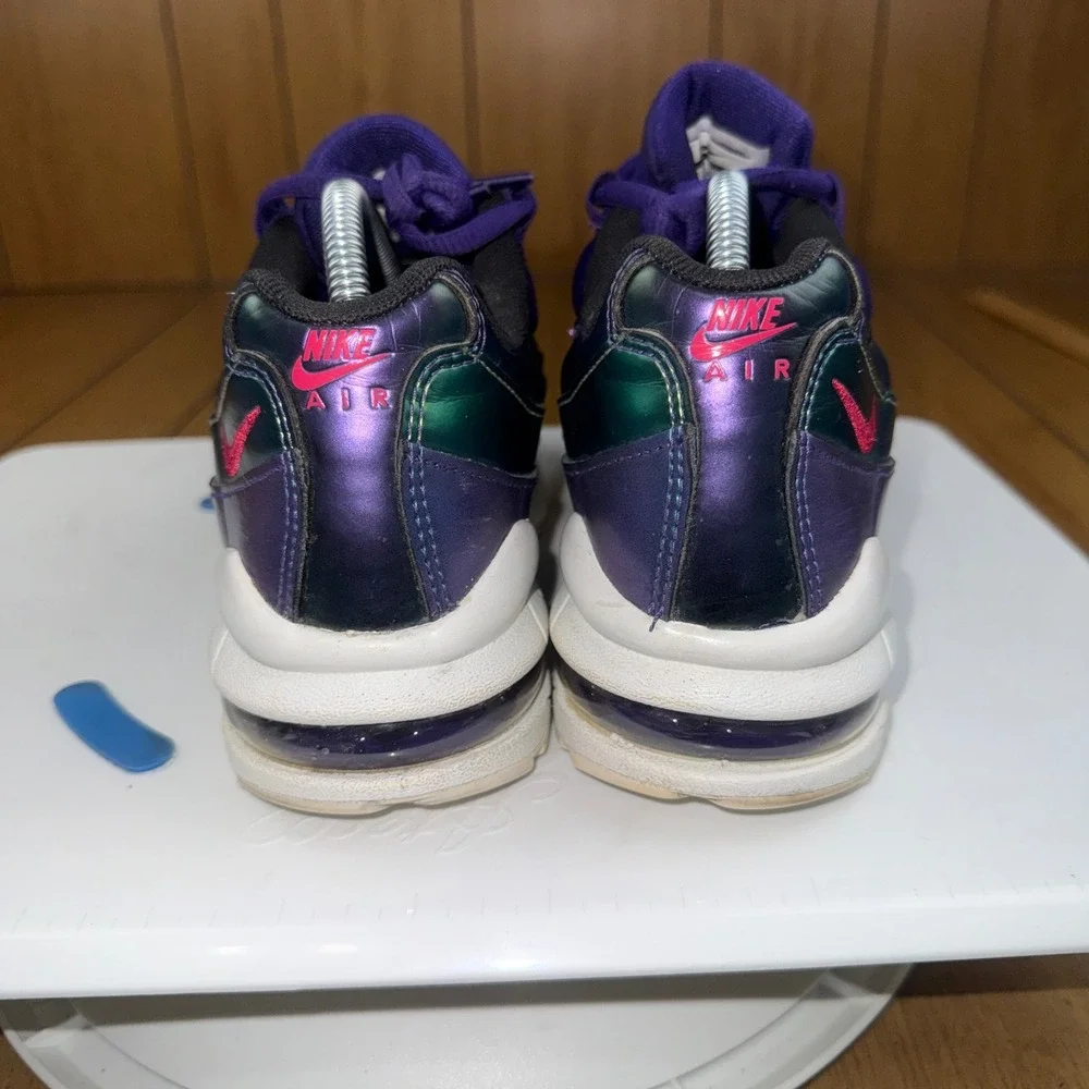 Nike Air Max 95 Kids Youth Size 4Y Purple Teal Iridescent‎ AJ1899 500